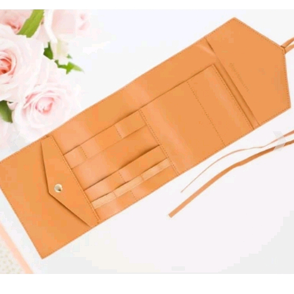 NWOT Glass Ladder Co tech or makeup organizer